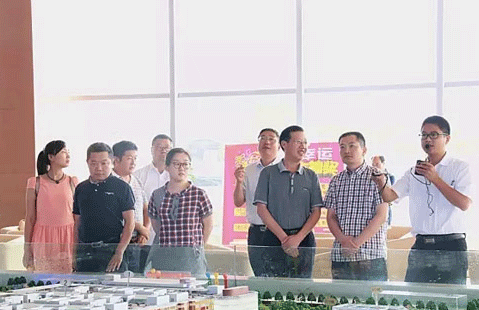 A deputy secretary of the Fuyang Municipal Party Committee visited the Hubei Xiangyuan Company to guide the work. A deputy secretary of the Fuyang Municipal Party Committee visited the Hubei Xiangyuan Company to guide the work.